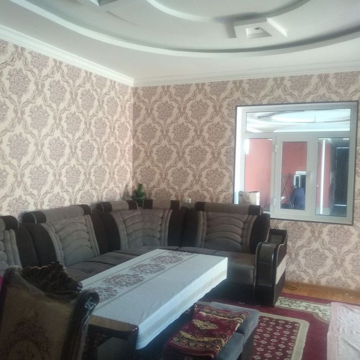 6 sotihli hovli uy sotiladi