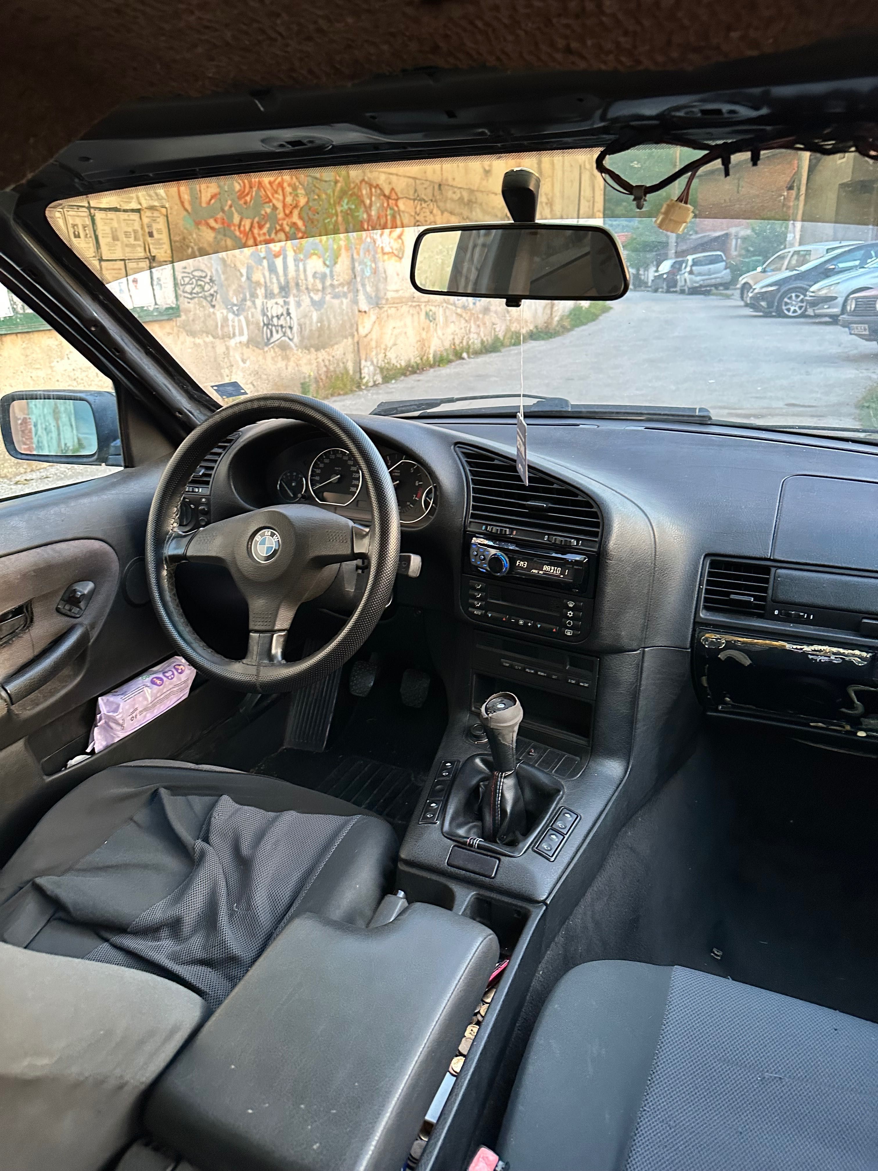 Bmw 320i E36 M52b20