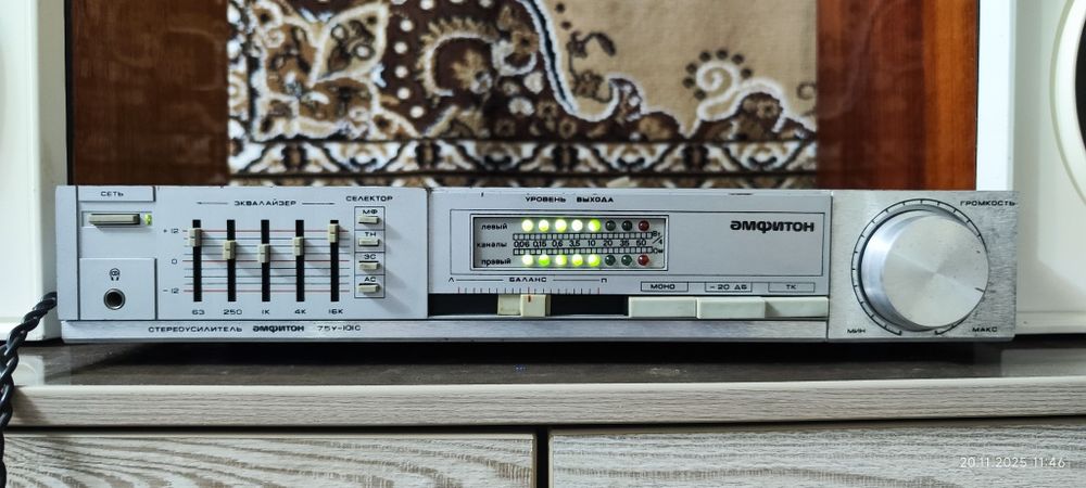 Продаётся АС,усилитель с колонками