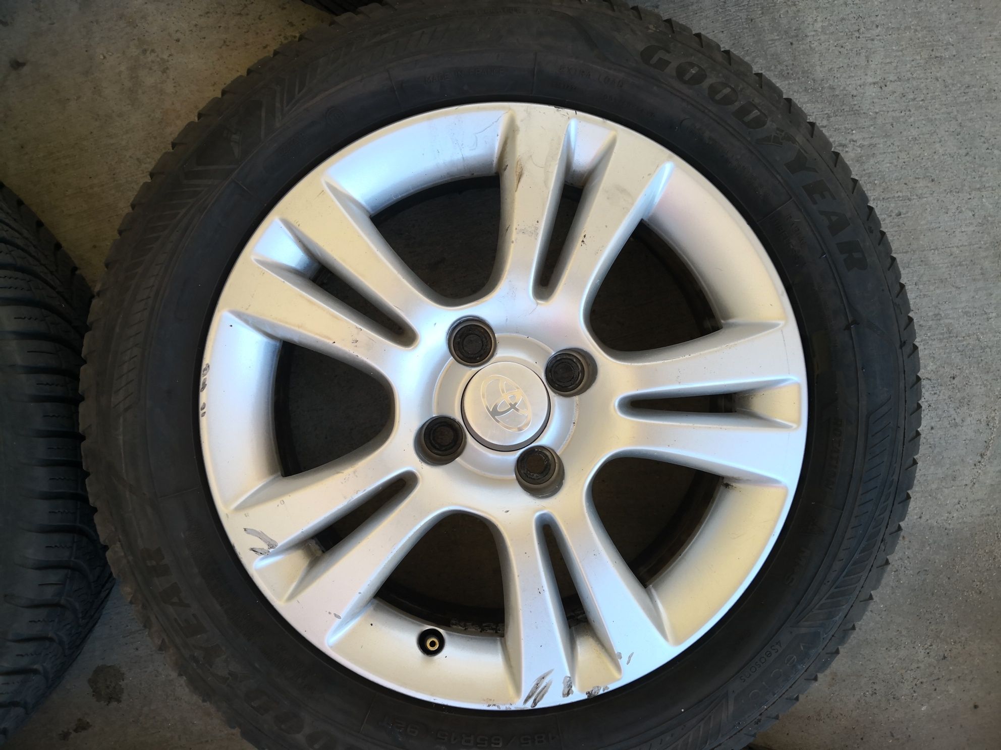 4х100 Тойота сузуки 4x100 suzuki Toyota 15 цола джанти