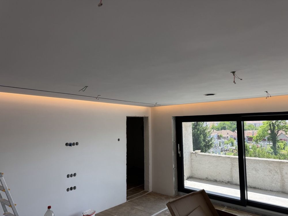 Electrician cu experienta