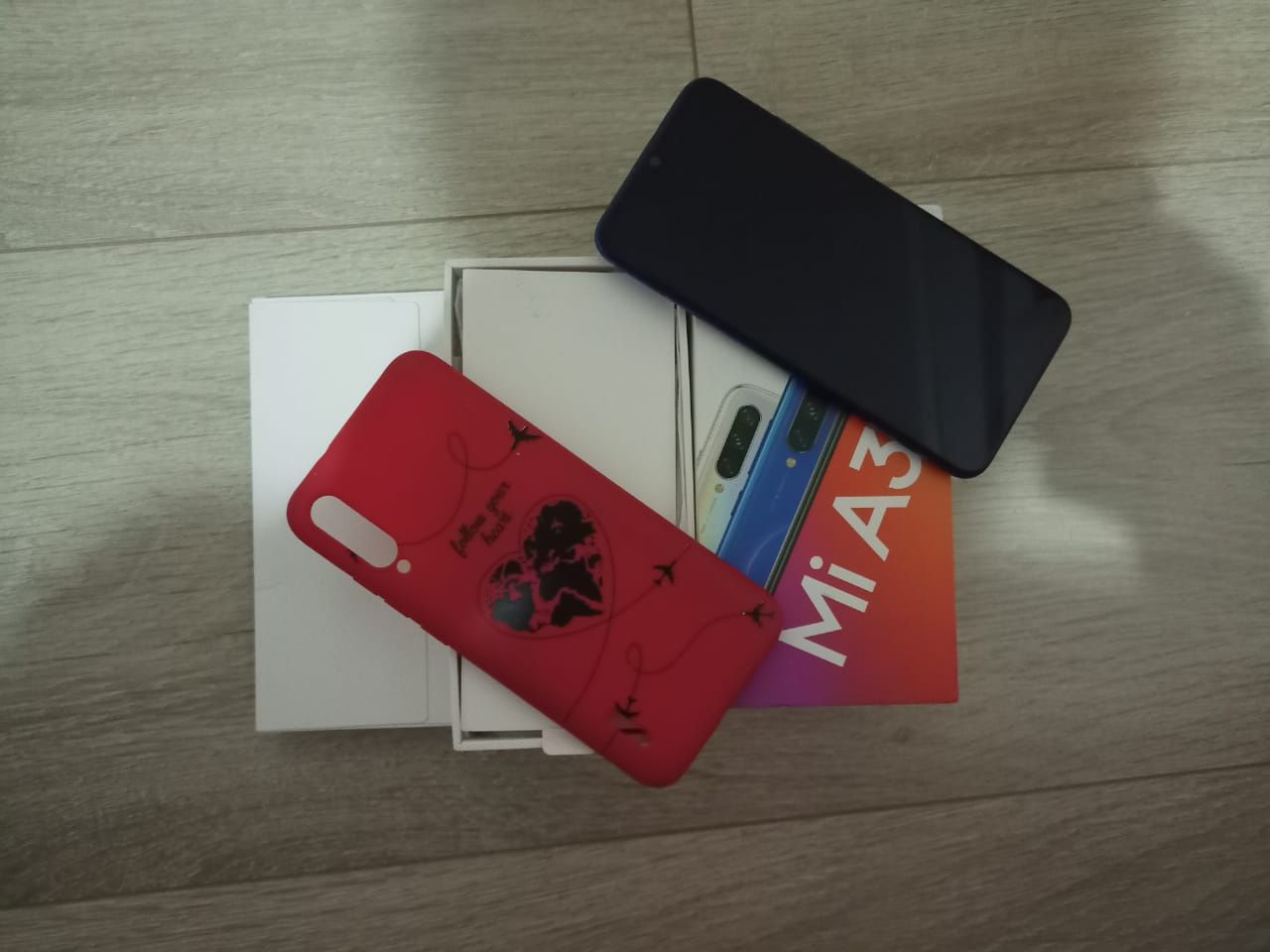 Продам смартфон Xiaomi mi A3 в отличном состоянии