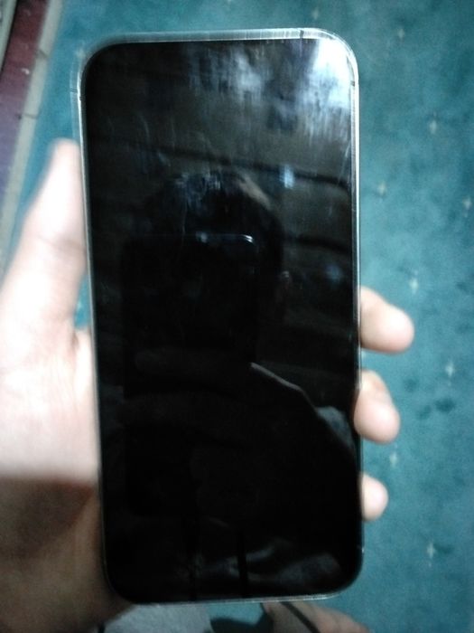 Продам iPhone 16pro max (ФЭЙК) Но работает нормально стабильно