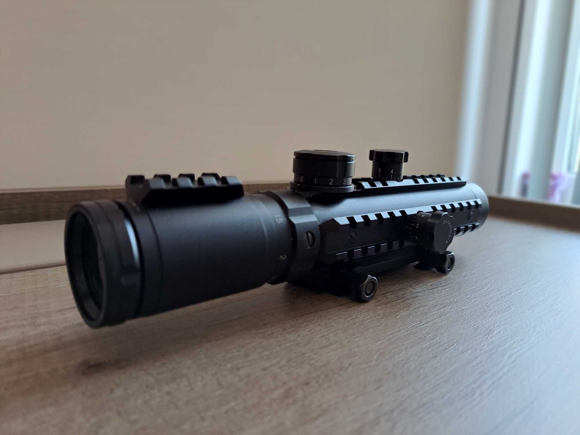 Бързомер Barska Electro Sight 1-3X30