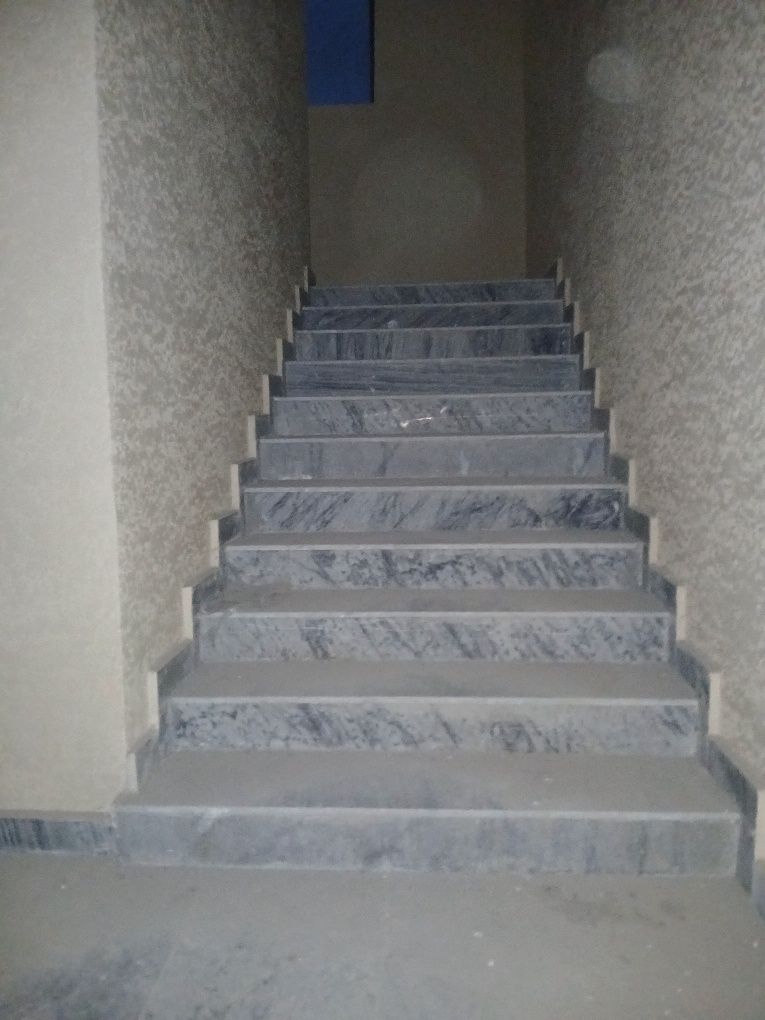 Kvartira sotiladi, 3/7/10, metro 2-bekat, star house, 82.41 m²