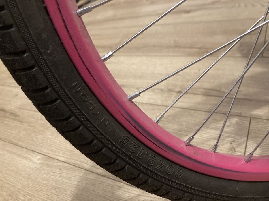 Bicicleta fete, utilizata de cateva ori