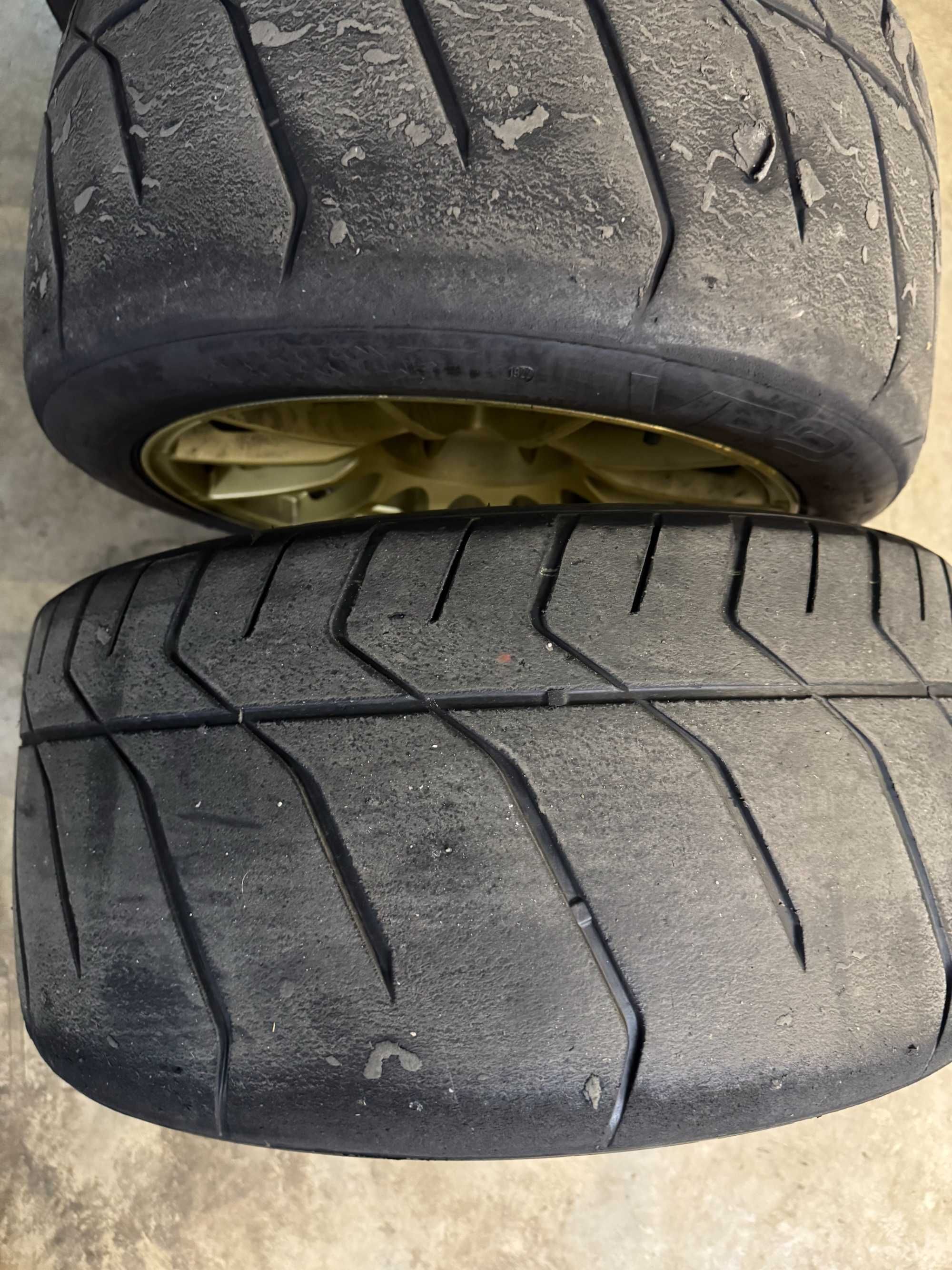 Protrack One - 5x120, R18, 10,5J, ET27 с гуми ExtremeTypres VR2 285/35