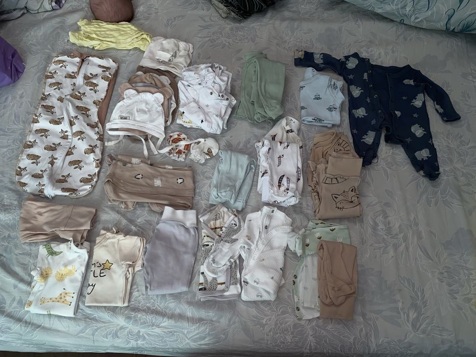 Продам б/у вещи для новорожденных