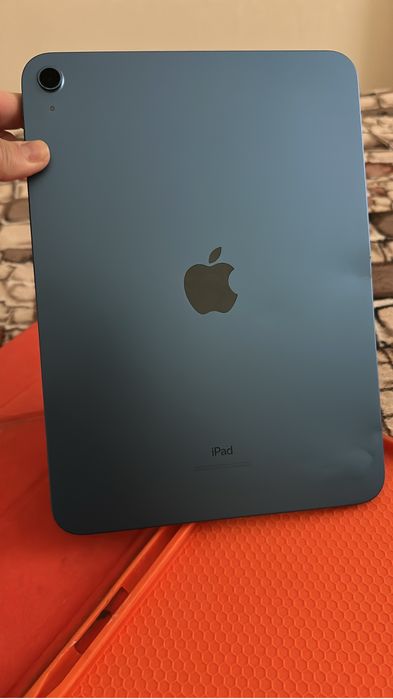 Продам iPad на запчасти