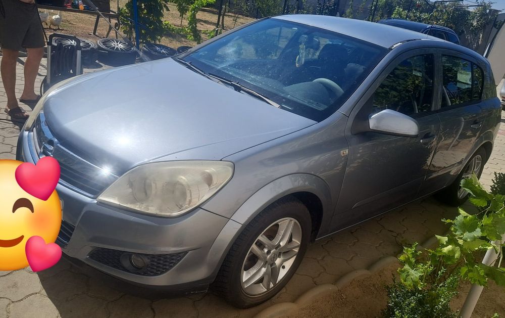 Vând Opel Astra  stare bună