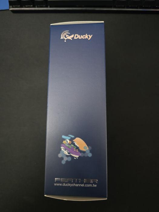 Vând Mouse Gaming Ultra-Ușor Ducky White Feather - 65g, Paracord, 16K