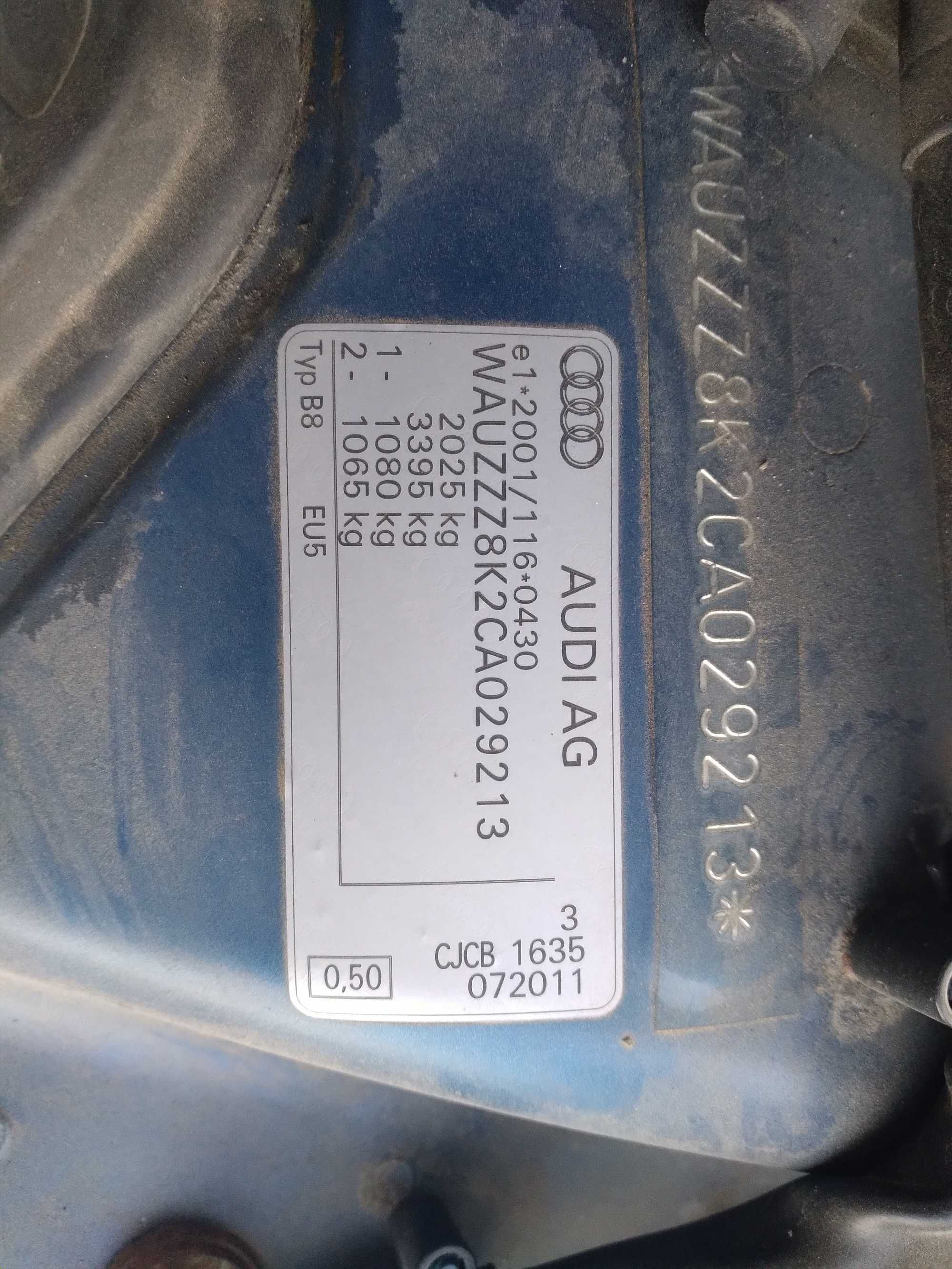 Vand Sau Schimb  Audi a4 B8 2.0TDI E5 Manuala 2011