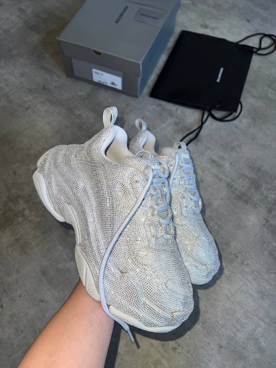 Обувки Balenciaga Triple S SWarovski 469лв
