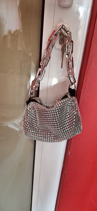 Малки парти чанти