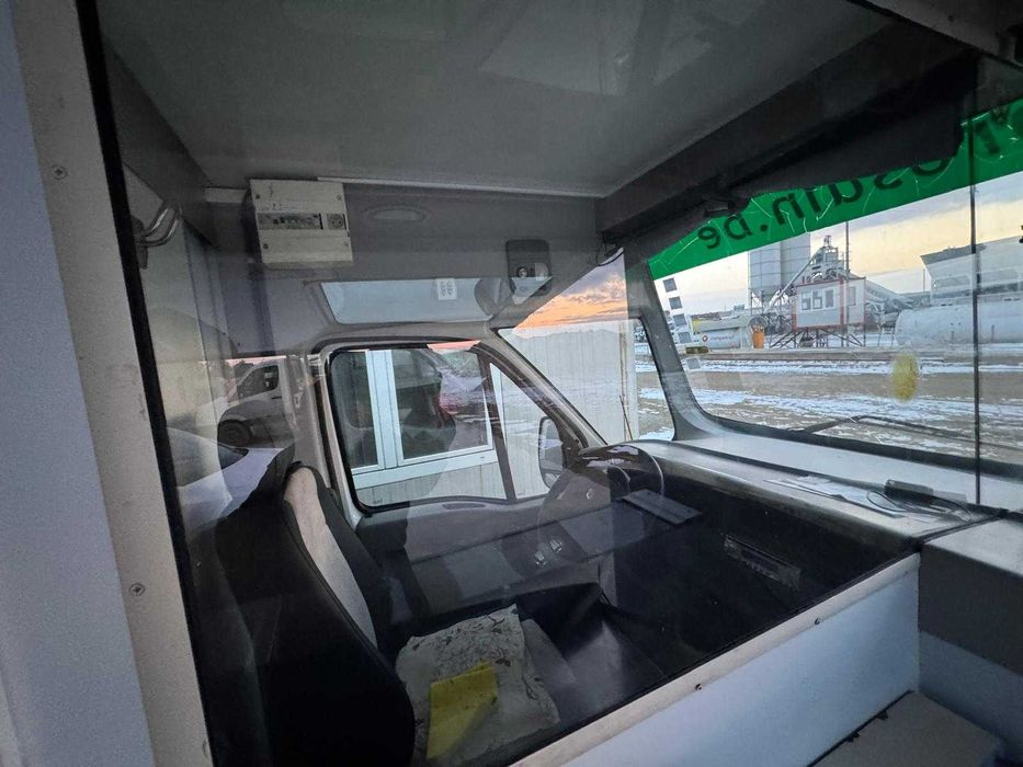 FOOD Truck auto rulota alimentatie