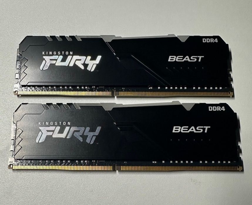 Оперативная память Kingston Fury Beast RGB 32Gb