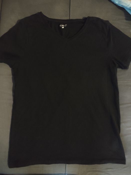 Черная футболка, в отличном состоянии