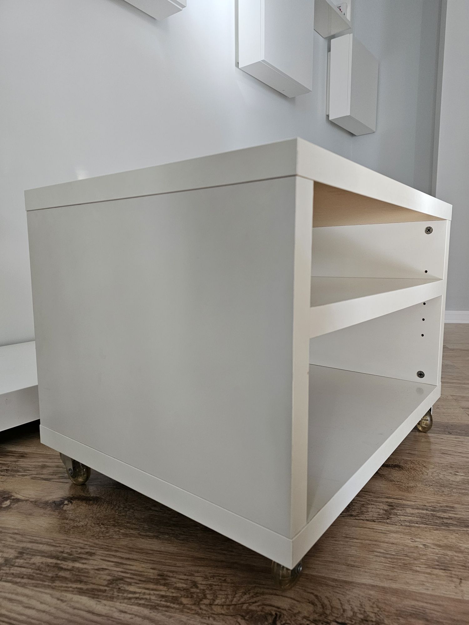 Шкафче на колелца IKEA