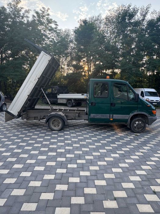 Vand autoutilitara Iveco Daily 2.8 D, 6 locuri, basculabil