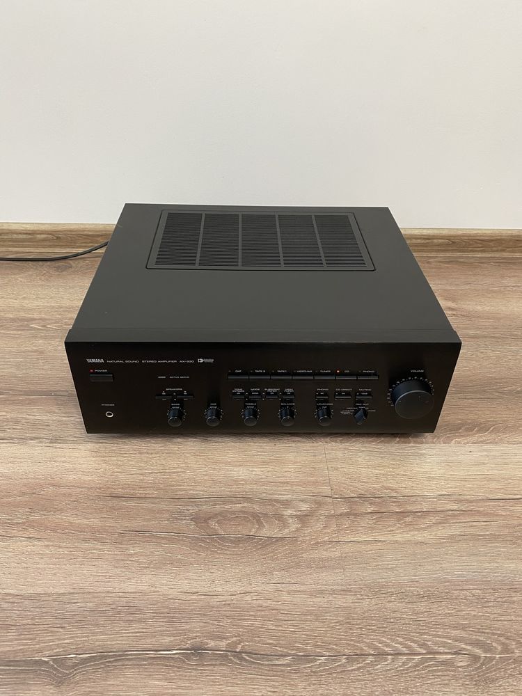 YAMAHA AX-930 - 2X130W! на 8 ома- Качествен и мощен домашен усилвател