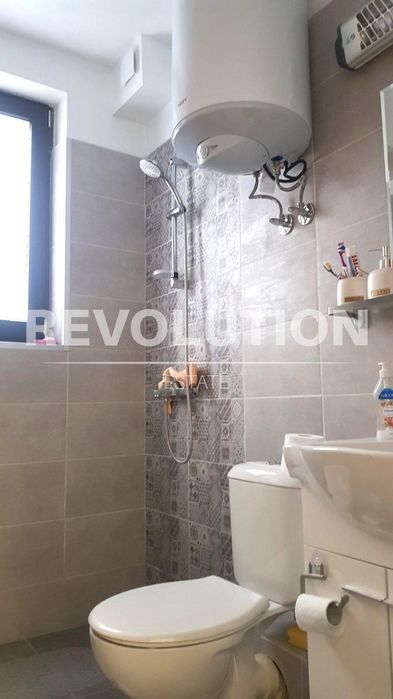 Дава се под наем Двустаен апартамент в Варна, Център - 54 кв.м за 650 € - Снимка #6