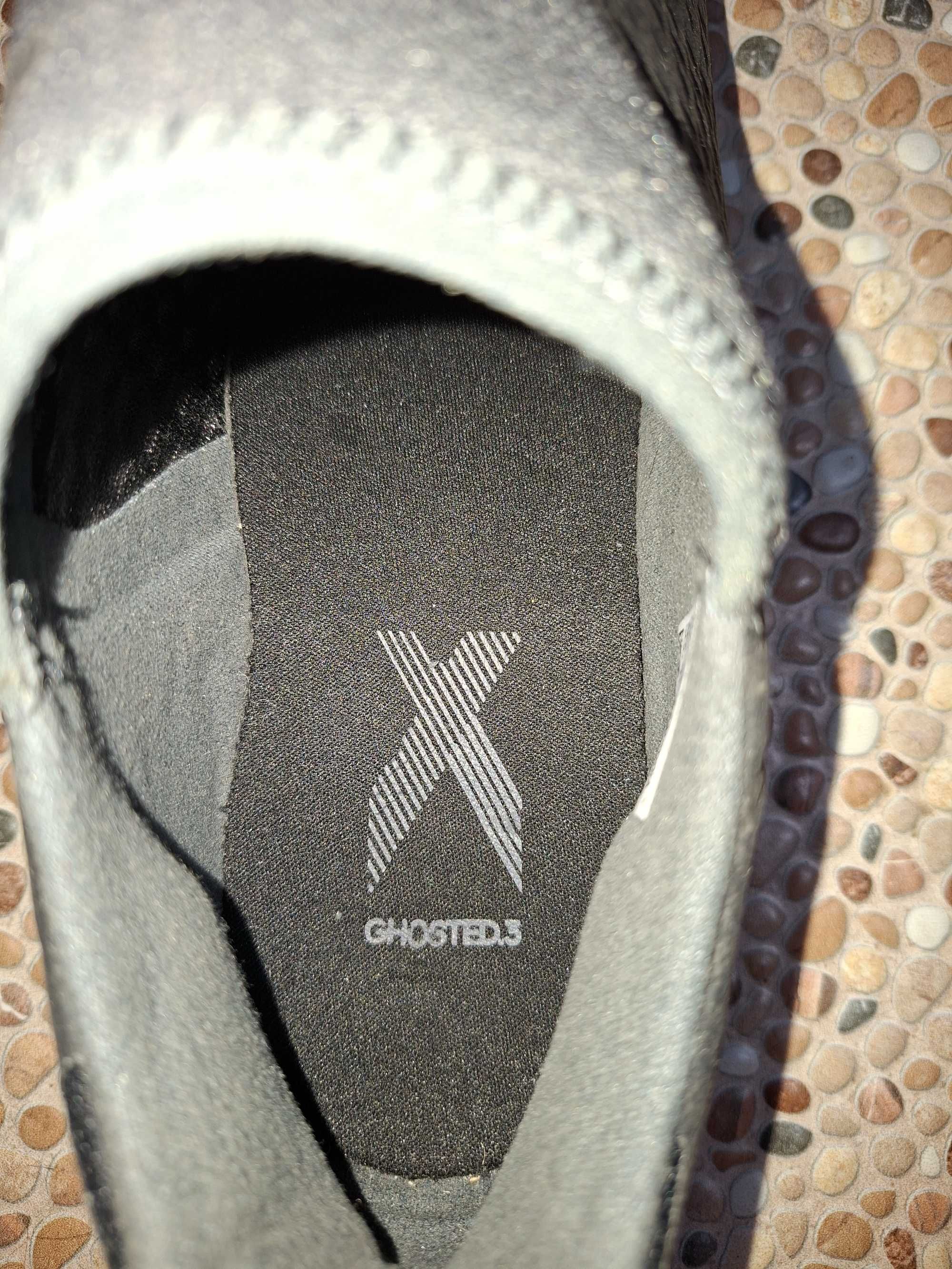 Оригинални бутонки Adidas размер 44 2/3