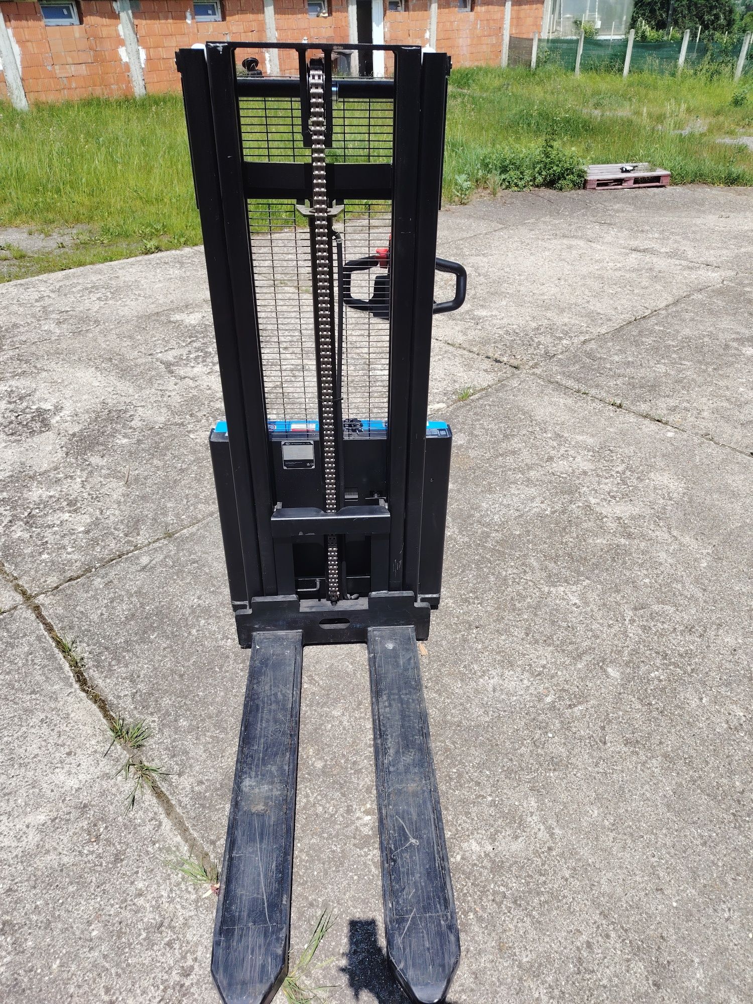 Traspalet Electric EST1225 – Stare f buna
 Stivuito