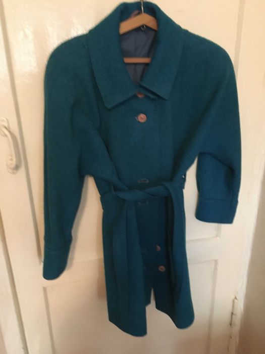 продам драповое полупальто