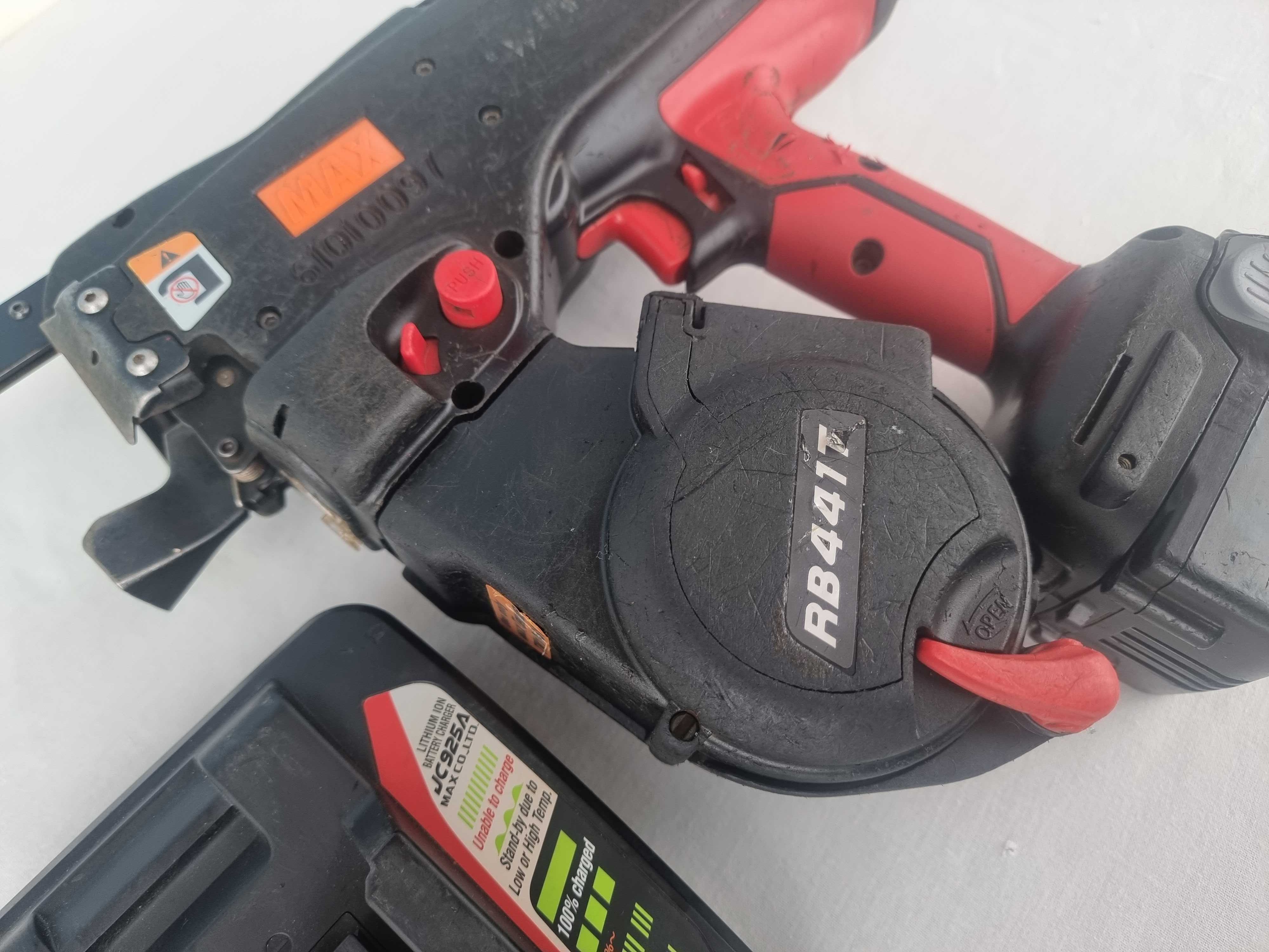 MAX RB 441T - Инструмент за връзване на арматура