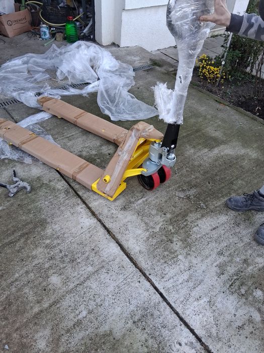 Lisa de 3 tone nouă