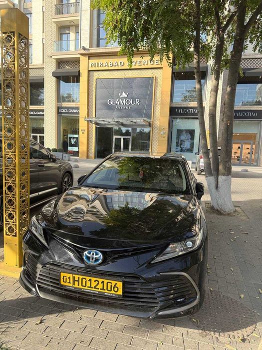 Toyota Camry 2,5 Gibrid