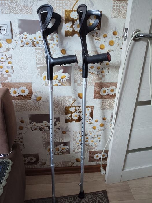 Костыли, почти новые