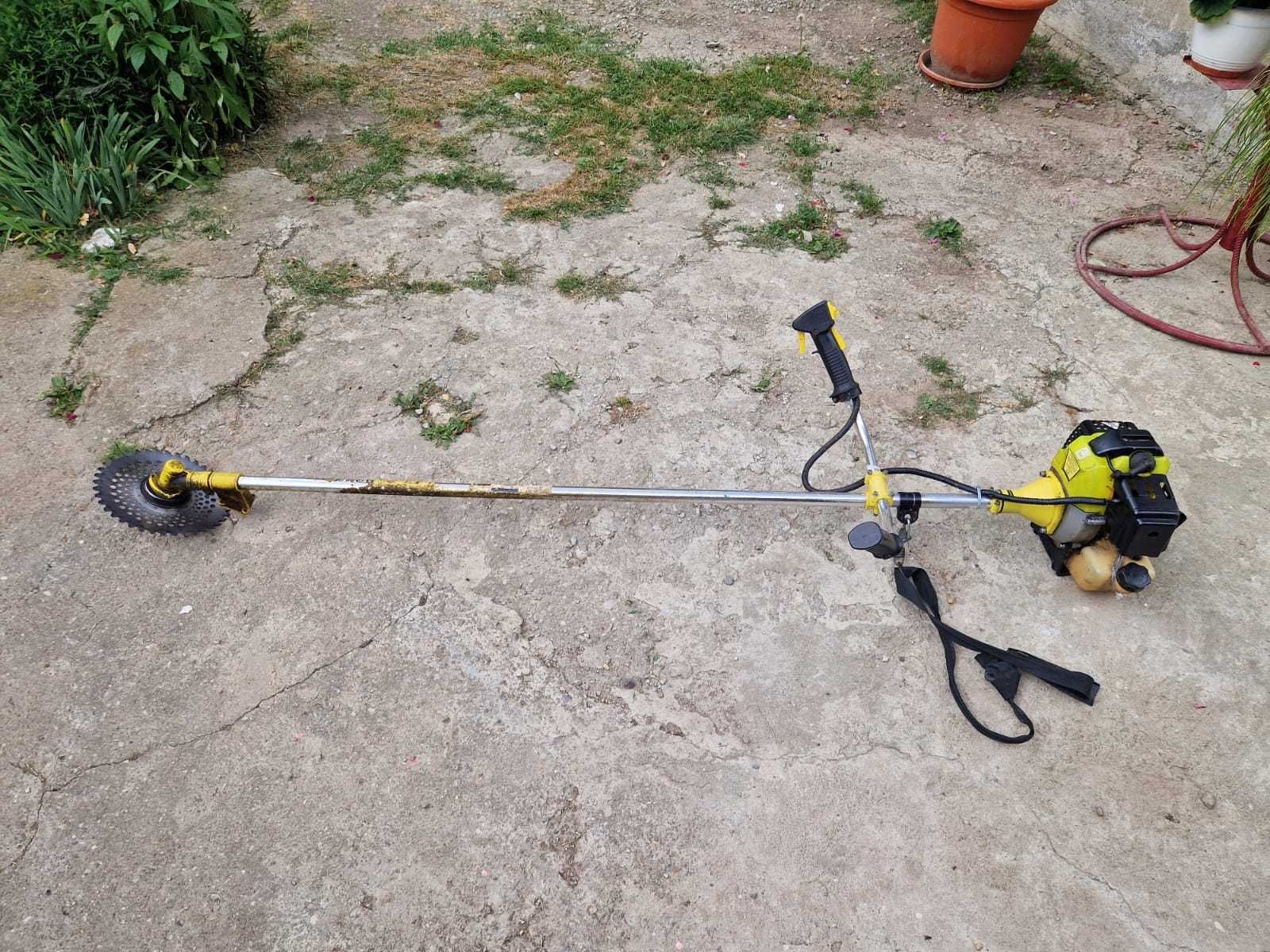Vand Motocoasa marca Garden Tech