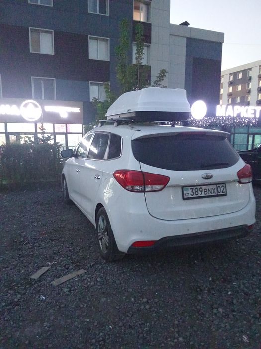 Минивэн,6 местный