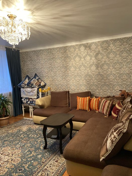 Продам из 3х в 2хкомн переплан кварт в Береке или обменяю на этаж ниже