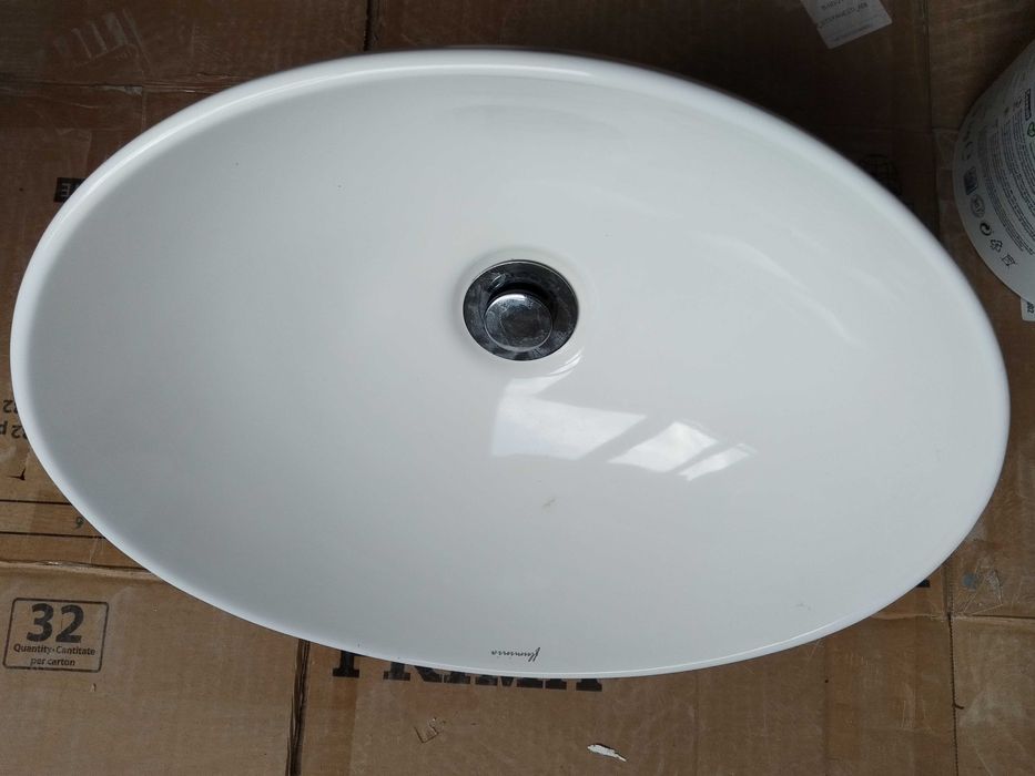 Lavoar, chiuveta ceramica alba pentru montaj pe blat