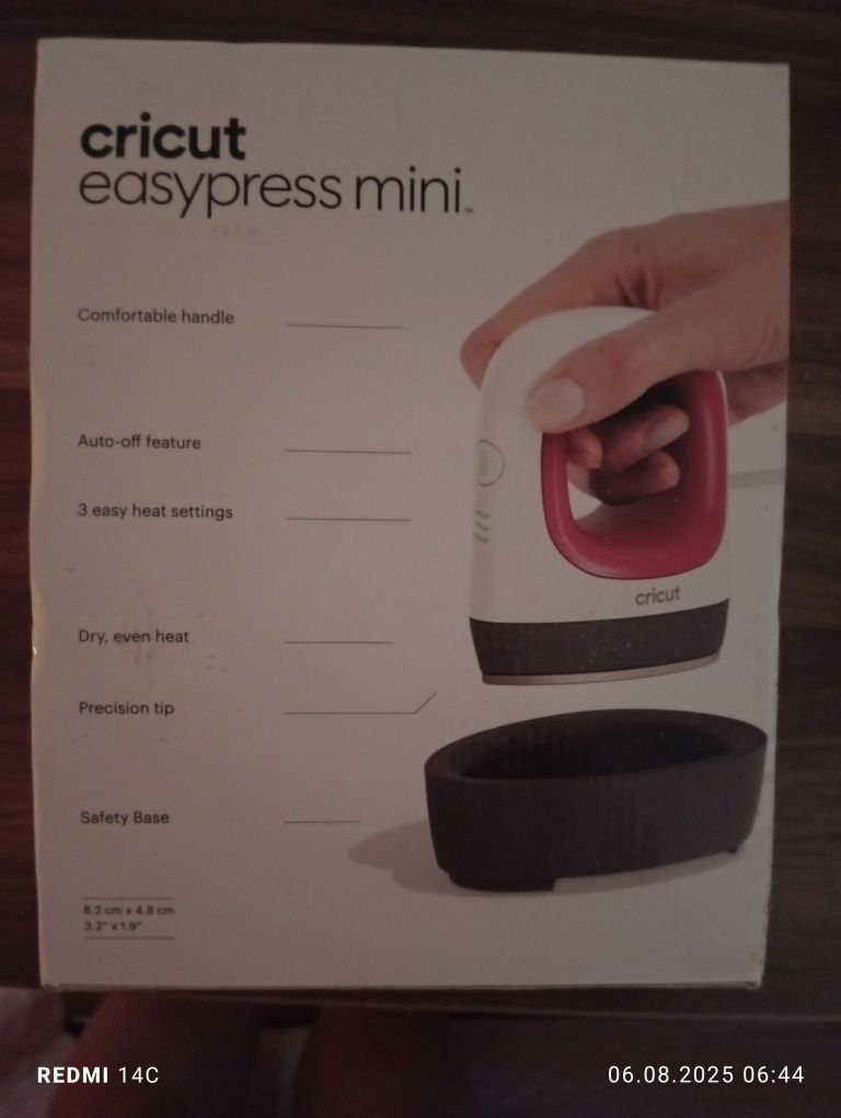 Cricut EasyPress Mini, Raspberry