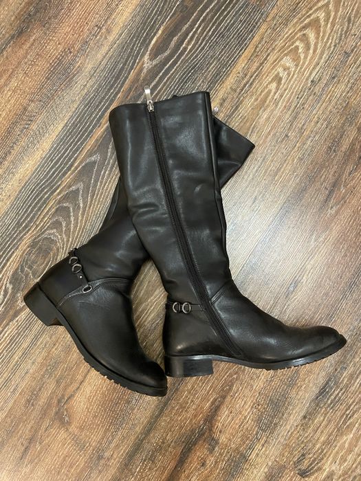 Сапоги  для девушки р. 37-38