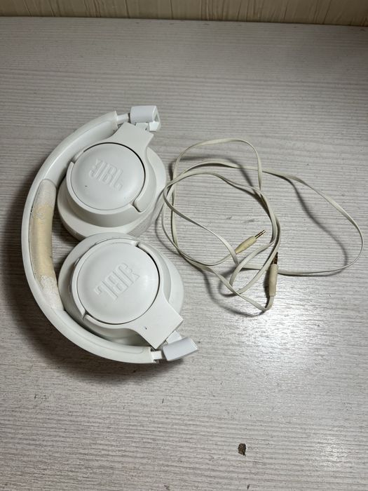 Наушники боютуз JBL 740