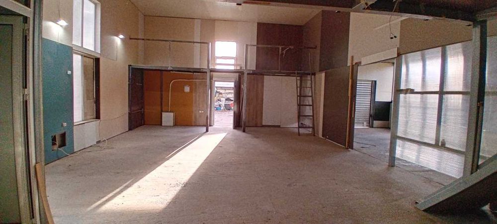 Давам под анем склад в Младост 3