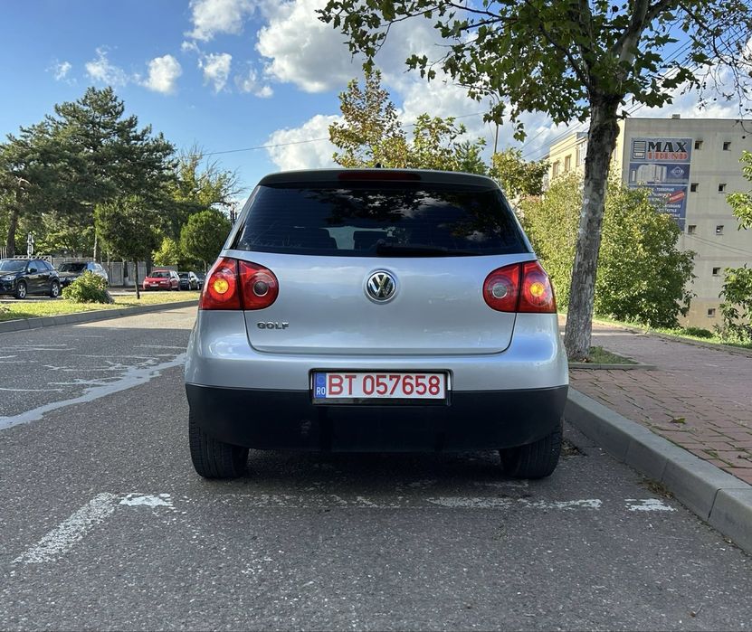 Vând Volkswagen Golf 5, 2 portiere, an 2008, 1.4 MPI, 75cp