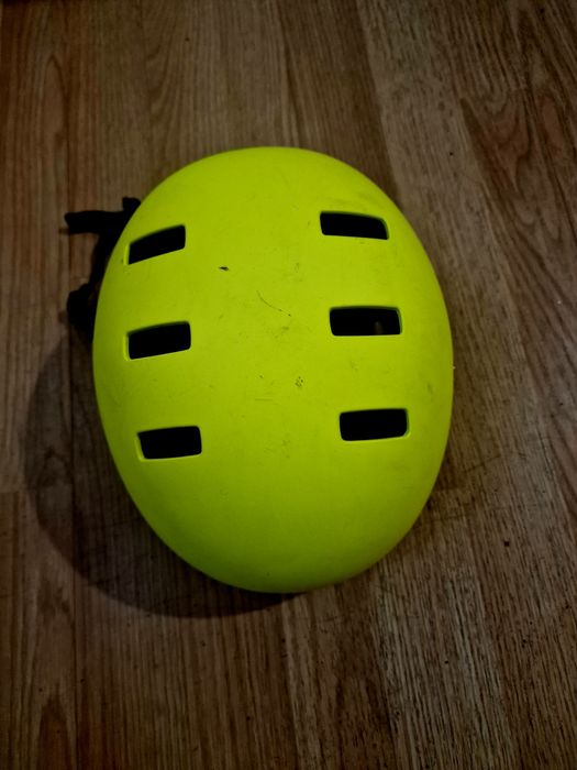 Каска bell перфектно състояния