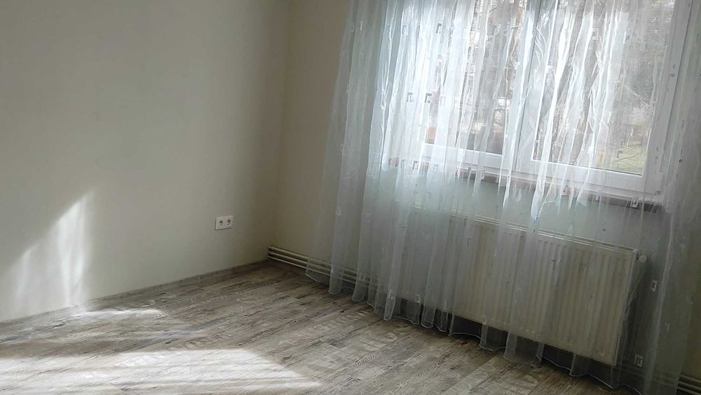 Schimb apartament cu casa +- diferenta