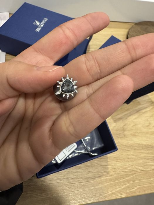Обеци на swarovski