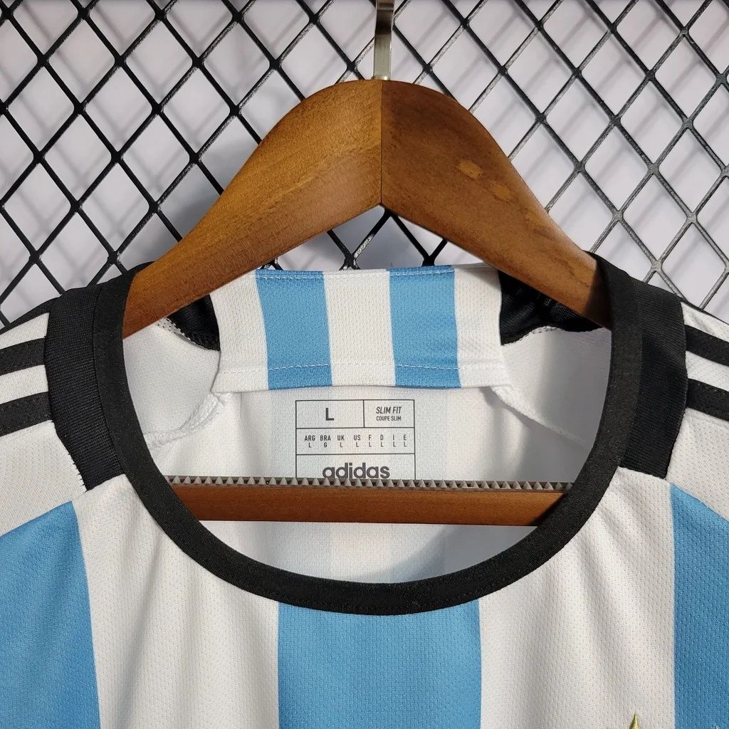 Tricoul naționala Argentinei, Cupa Mondială FIFA 2022 Home

Mărimi dis