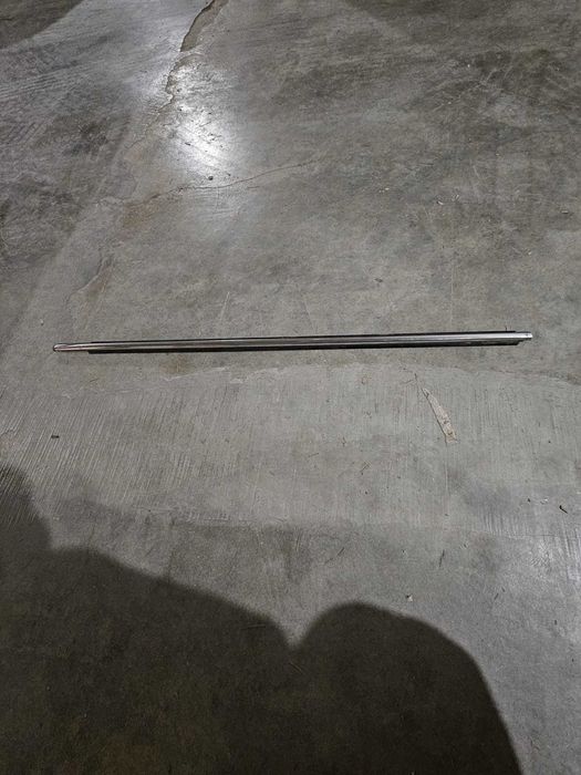 Toyota Auris 2013 Лайсна предна лява врата