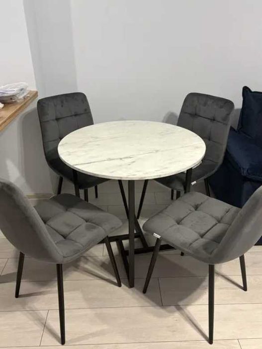 Продава се Двустаен апартамент в Пловдив, Христо Смирненски - 77 кв.м за 2013 €/кв.м - Снимка #1