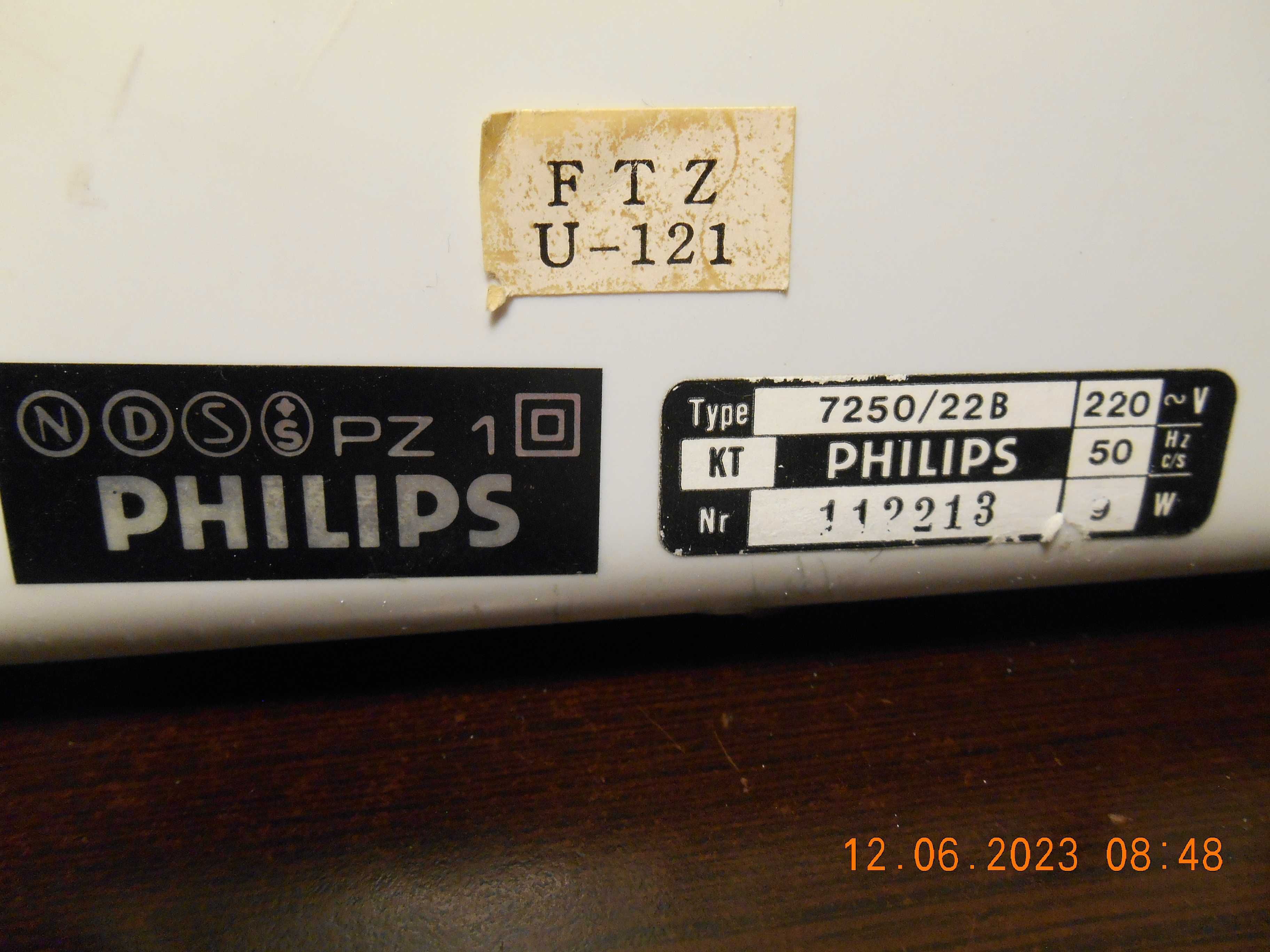 Philips 7250 Radio Flip Alarm Clock vintage 76'
