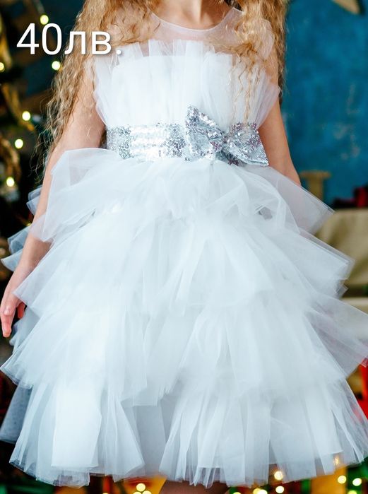 Детски рокли в бяло