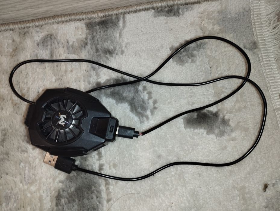 Продам Куллер Memo DL05